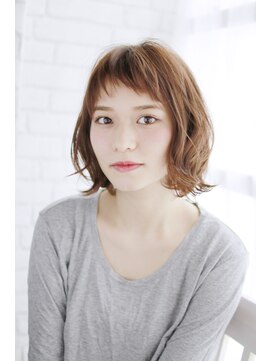 プリズム ヘアーデザイン 北坂戸店 外ハネカールボブ