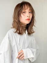 ネイヴィル オモテサンドウ(navile omotesando)&nbsp;くすみベージュミディアムレイヤー20代30代前髪