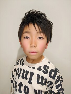 アルス ウィズ アクロス オモテサンドウ(aluss with AKROS omotesando) メンズお子様ヘアー