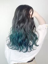 ヴィムヘアー 小禄店(VIM hair) 20代30代40代大人かわいい派手髪ツートーン系エメラルドグリーン