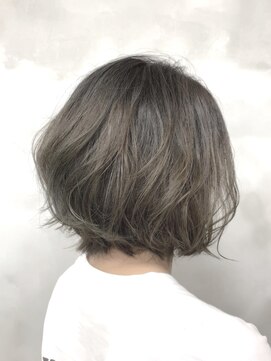 ドレスヘアーガーデン(DRESS HAIR GARDEN) フェミニンボブスタイル