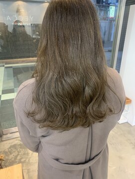 イェッカ(YECCA) グレージュカラー