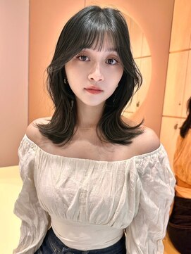 グロー 大宮(GLROW) 韓国風くびれヘア  オリーブグレージュカラー 顔まわりカット