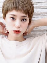 オーシャン(Ocean)&nbsp;[OCEAN Hair&Life藤原純] 分け目なしショート/オン眉/ベージュ☆