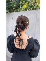 ラミ(L'ami)&nbsp;【矢後あやこ】ヘアアレンジ　ツインポニー