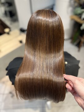 ナイン バイ アソビ 銀座(Nyne by asobi) 髪質改善/縮毛矯正/白髪染め/美髪/艶髪/銀座/酸熱トリートメント