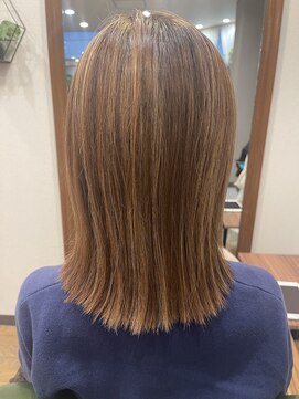 ジーン 高円寺(gene) ハイライト/白髪ぼかし【縮毛矯正/ヘッドスパ/中野/高円寺】