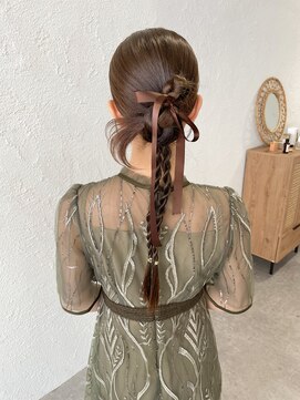 リイチ(LIICHI) みつあみ×ローポニー。