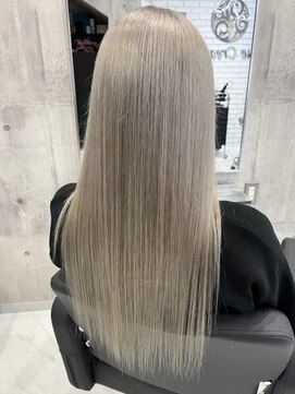 リトバイトゥルークリエイション 大宮(Re:to by True Creation) 【外国人風】パールグレージュ×艶髪ストレート