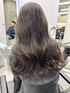 ノード(NODE) 栄艶髪アッシュフェミニンレイヤーヘア