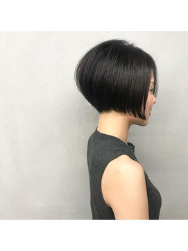 タグ(#tag) #前下がりボブ