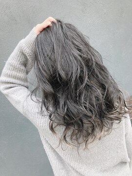 ヘアーシグネチャー(Hair Signature) グレージュインナーカラー