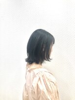 クオリス 上福岡店(QUALIS)&nbsp;襟足外ハネ/小顔/前上がりミディアム/黒髪/無造作ヘア/30代40代