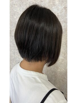 シュガービー(SUGAR-B) 【SUGAR-B】黒髪前下がりショートボブ