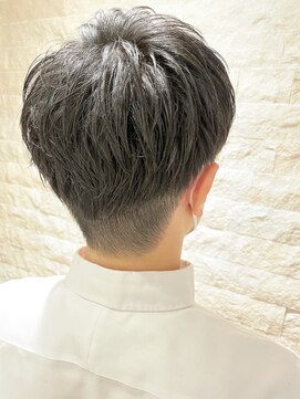 クォーターシーズンズ 茗荷谷(QUARTER SEASONS) 簡単スタイリングメンズベリーショート