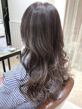 ネオリーブソラ 相模大野店(Neolive sola) -10歳の白髪ぼかしハイライト◎