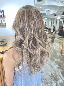 バイマイサイド(BY MY SIDE) balayage × layered