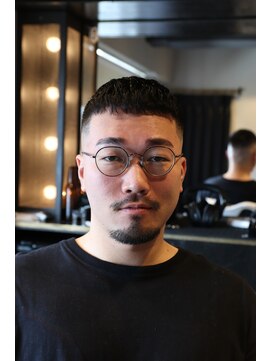 ツーエイチ 新宿(2H) 新宿/クロップスタイル/スキンフェード