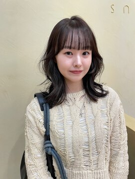 スニュウ(snuw) 【snuw mina】レイヤーカット/顔まわりカット/透明感カラー/伏見