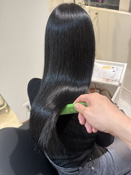 エミュスト(Emuest) ブルーブラック