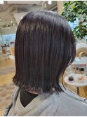 外ハネボブ/暗めグレージュカラー/透明感カラー