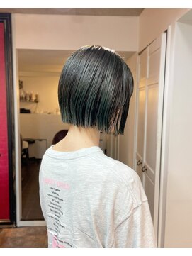 グリード ヘアー(GREED hair) オリーブカラーと切りっぱなしボブ