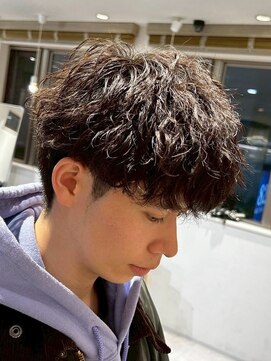 アイトーキョープラスシー 横浜(AI TOKYO+Sea) センターパート/ニュアンスパーマ曲がる縮毛矯正/横浜駅