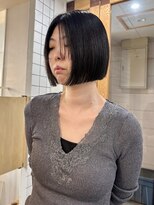 スート(suit.)&nbsp;顔まわりレイヤーボブ