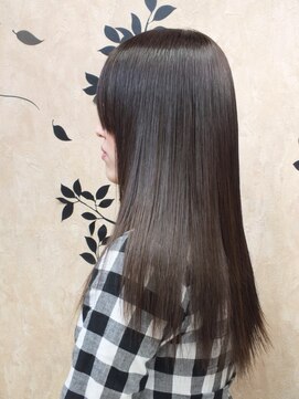 スリール(Sourire) サラツヤストレート