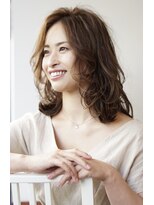 ノーヴェ(Nove) 30代/40代にオススメ　白髪ぼかしの地毛ハイライト