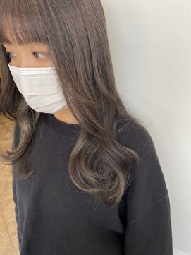 コード(Chord) ◯レイヤーカット×オリーブベージュ◯