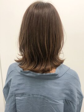 マイラ 銀座(myla) 【田村】小顔切りっぱなし外ハネボブミディシルバーベージュ