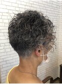 白髪アシンメトリーパーマ☆