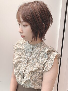 ステア ケース(stair case) 2022年人気銀座外ハネショートウルフ前髪あり前下がり