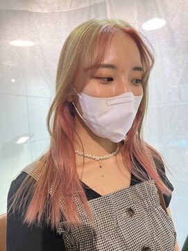 ヘアーアンドメイク ビス(HAIR&MAKE bis) ベージュ×ピンクの個性派カラー♪【多田　華歌】