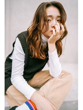 ドットハリス(.Hallis) 大人かわいい/ロングヘア/小顔ヘア