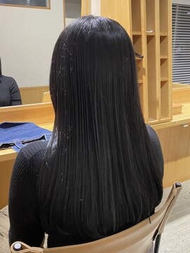 アンフィ 東京(Amphi) 【梅雨時期にオススメ!!髪質改善ULTOWAトリートメント♪】