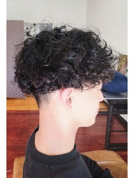 黒髪にキマる★スペイン風プードルパーマ