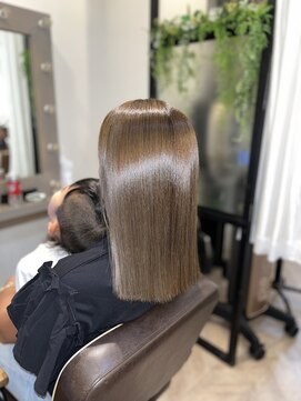 アールサロン アオヤマ(Rr SALON AOYAMA) 艶カラー