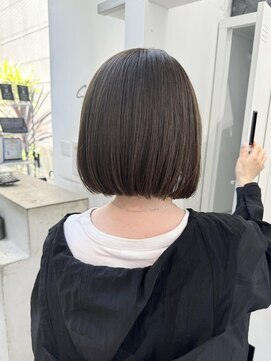 シェリ ヘアデザイン(CHERIE hair design) まとまるボブ×ハイライトオリーブ◎