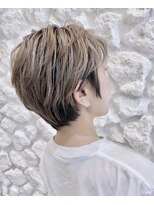 モアナバイヘッドライト 浦添店(Moana by HEADLIGHT)&nbsp;Moana【浦添】#ショート#バレイヤージュ#ミルクティー