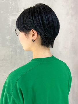 アイティーバイアルバム 松戸店(IT by ALBUM) 似合わせカットフェザーショートウェーブミディアム_ba498141