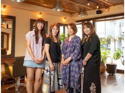ラサ サヤンの写真