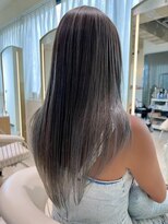 コンティロミー(CONTI ROMMY.)&nbsp;20代30代40代◎細めハイライト/酸性ストレート/髪質改善