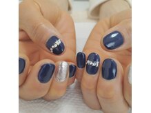 ネイリストもいます。お電話にてご予約下さい