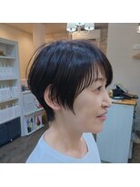 ミエル(miel) 40代、50代でも似合うアシンメトリーショート