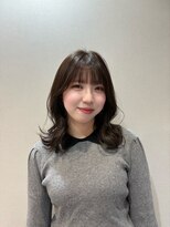 リヴナ(Livna)&nbsp;韓国風つやレイヤーカット◎