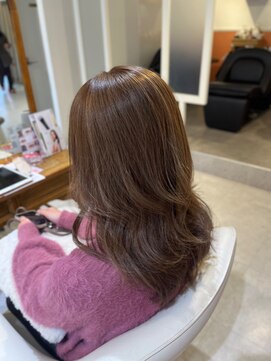 スペックホルダーミミ(Spec Holder mimi) ハイライト×ベージュ12.3ココアベージュ