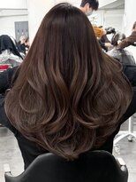 ゴカン バイ ジル ブラン 名古屋(Gokan by JIL BLAN)&nbsp;ハイライトバレイヤージュダブルカラーショートカット30代40代