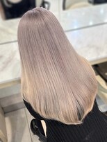 ヴィヴィッド オモテサンドウ(ViViD omotesando)&nbsp;ブリーチ ホワイトベージュ 髪質改善トリートメント